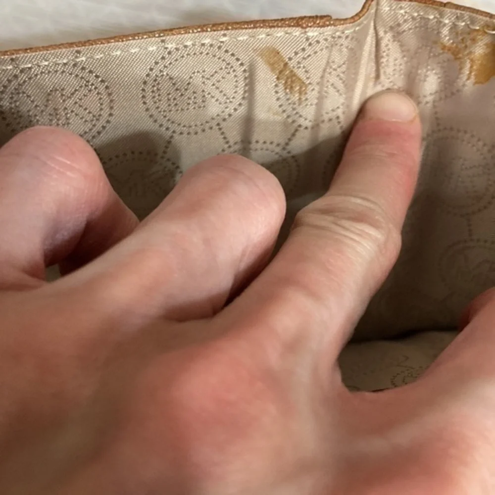 Michael kors brown leather wallet